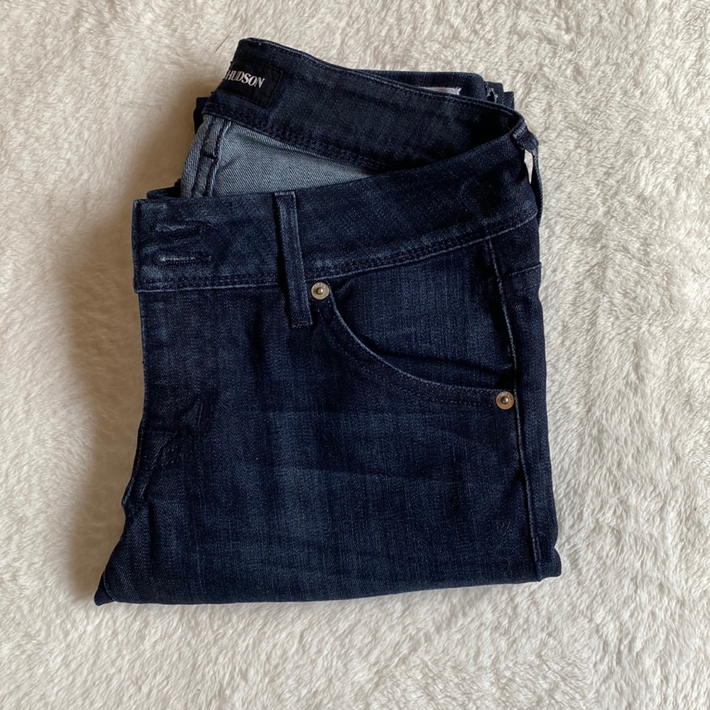 Hudson 27 Beth Mid-Rise Baby Bootcut Jean